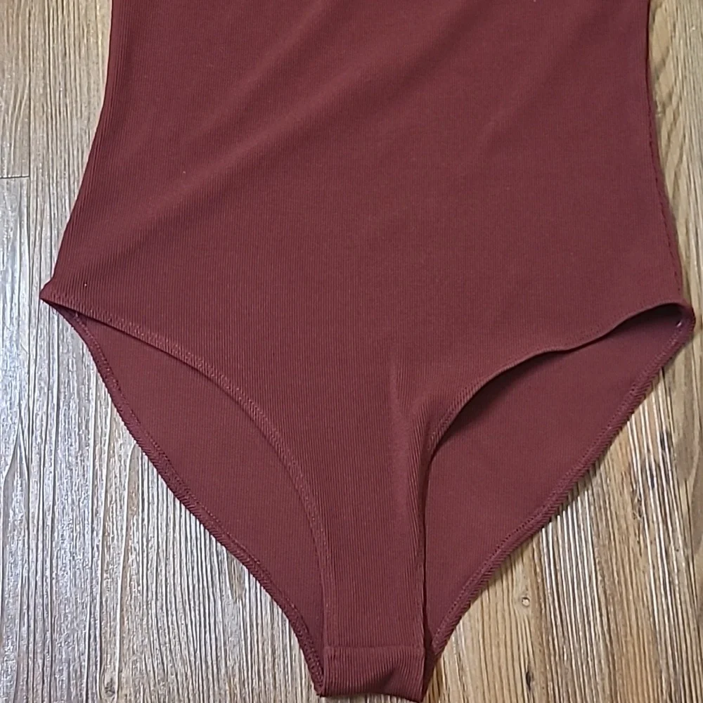 Forever 21 Burgundy Lace Trim Chemise used good condition.‎